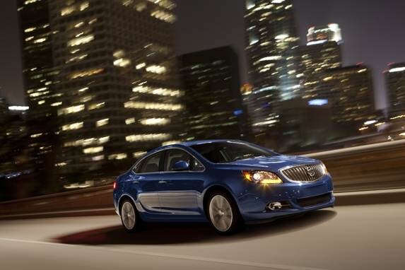 2013-buick-verano-turbo-020-600-001