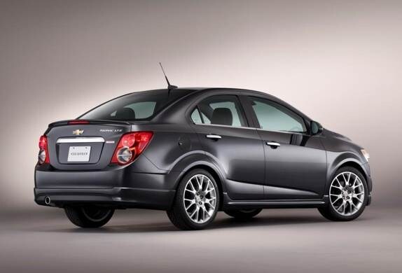 2013-chevrolet-sonic-dusk-sema-show-rear-static-600-001