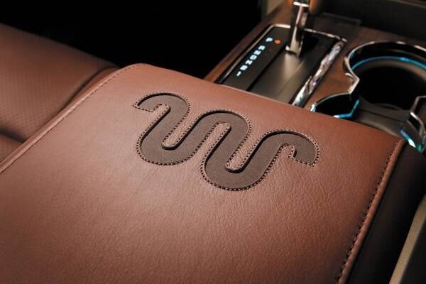 c3500513f150_kr_wctrcnsole_medium-600-001