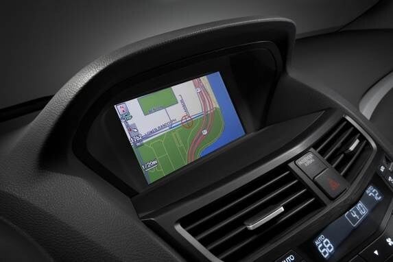 my13_zdx_32_nav_detail_medium-600-001
