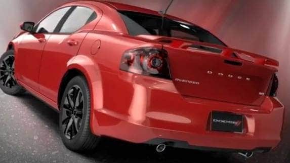 2013-dodge-avenger-blacktop-red-rear-static-600-001