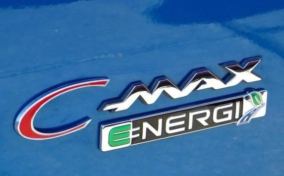2013-ford-c-max-energi-badge-blue-600-001-1