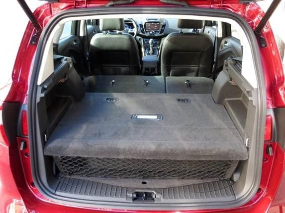 2013-ford-c-max-energi-rear-cargo-look-in1-600-001-1