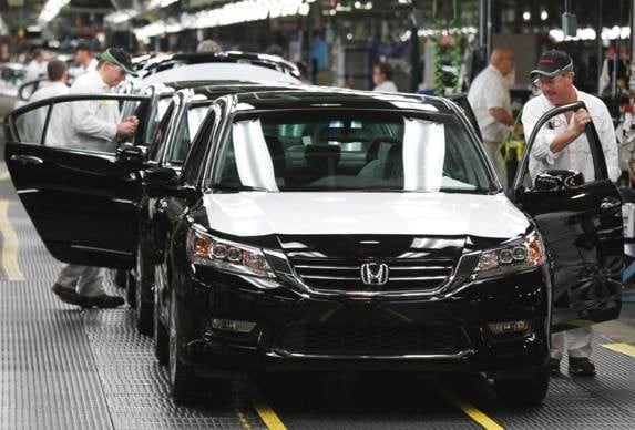 honda-30th-anniversary-in-us-2013-accord-off-the-line-600-001-1