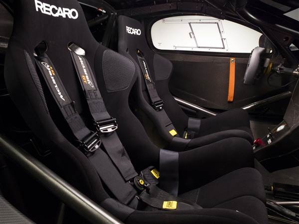 mclaren_12c_gt_can-am_edition-10-600-001-1