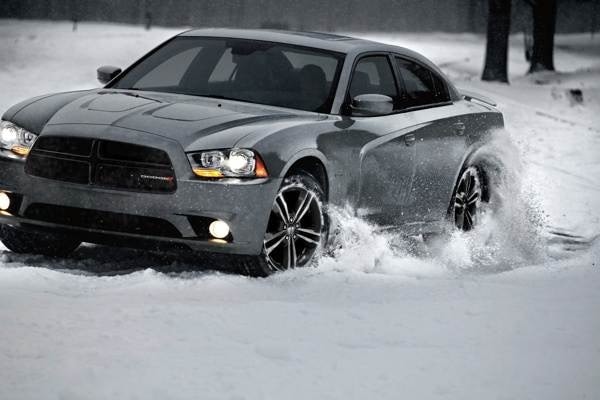 2013-dodge-charger-awd-sport-3-600-001-1