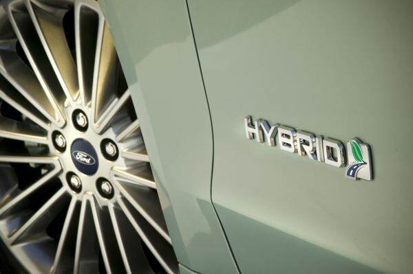hybrid_badge_1_medium-600-001-1