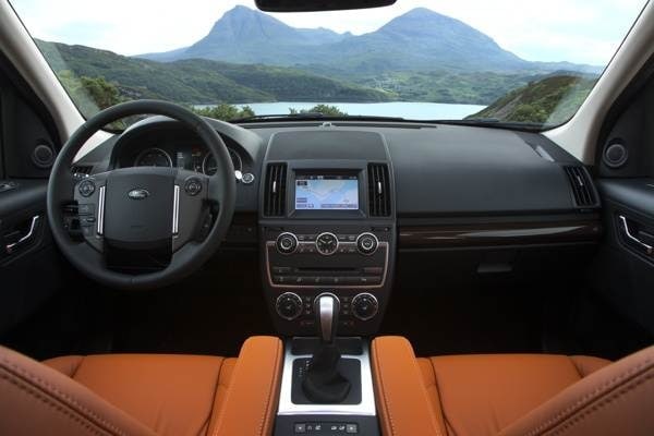 lr_2013-land-rover-lr2_01-600-001-1