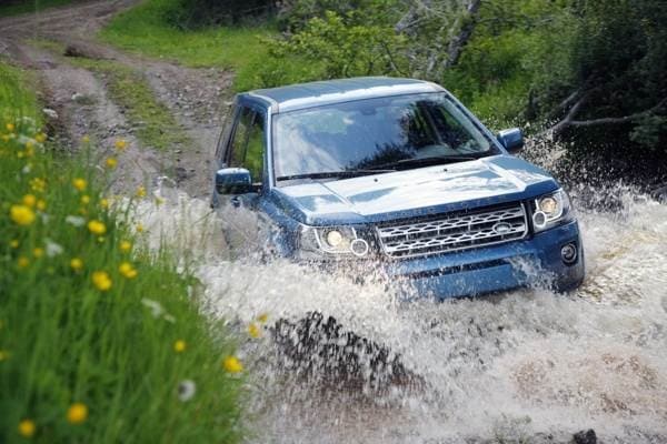 lr_2013-land-rover-lr2_03-600-001-1