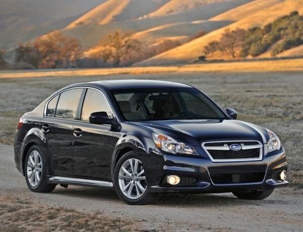 2013-subaru-legacy2-front-static-600-001-1