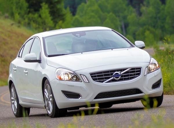 2013-volvo-s60-front-static-600-001-1