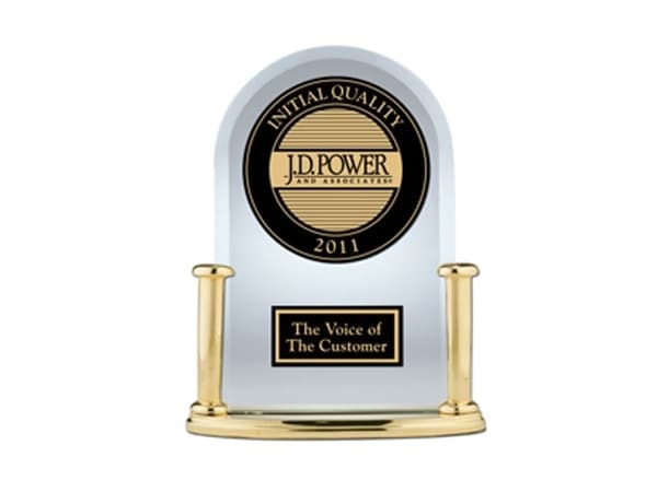 jd-power-iqs-trophy-pic-600-001-1