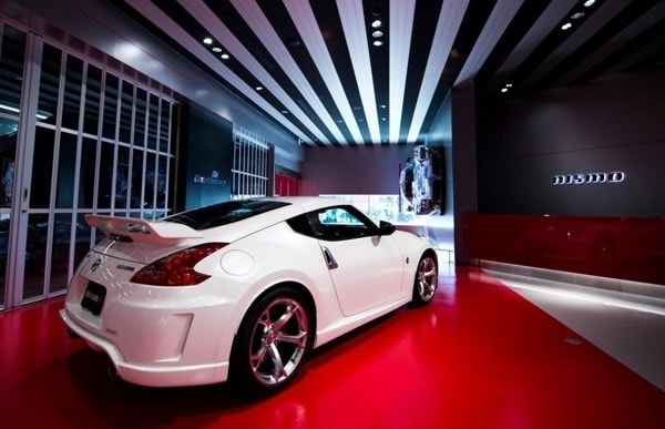 nissan-370z-nismo-in-showroom-600-001-1