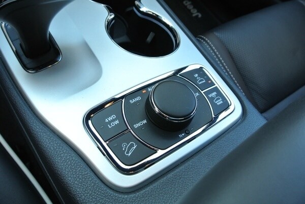 2014-jeep-grand-cherokee-23-600-001-1