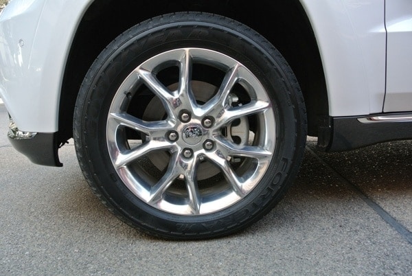 2014-jeep-grand-cherokee-26-600-001-1