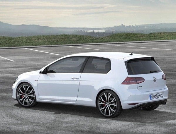 2014-volkswagen-golf-gti-rear-static-600-001-1