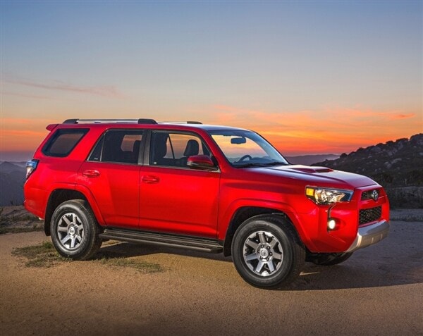 2014-toyota-4runner-front-static-600-001