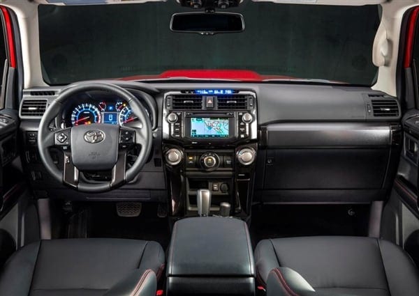 2014-toyota-4runner-interior-front-600-001