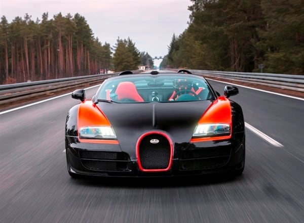 bugatti-164-veyron-grand-sport-vitesse-head-on-action1-600-001-1