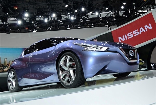 nissan-friend-me-concept-front-static-show-600-001