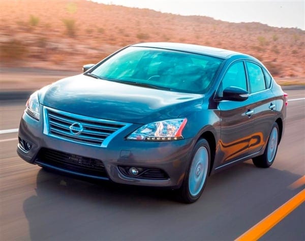 2013-nissan-sentra-front-action-600-001