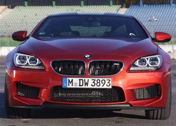 2014-bmw-m6-competition-package-head-on-static-600-001