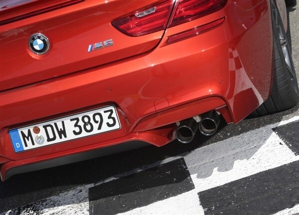 2014-bmw-m6-competition-package-rear-exhaust-detail-600-001