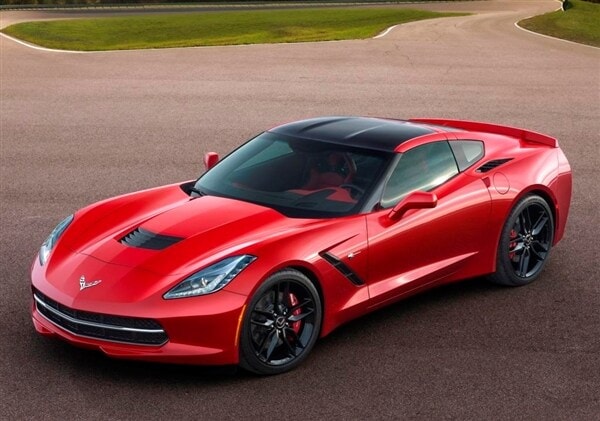 2014-chevrolet-corvette-coupe-front-static-600-001