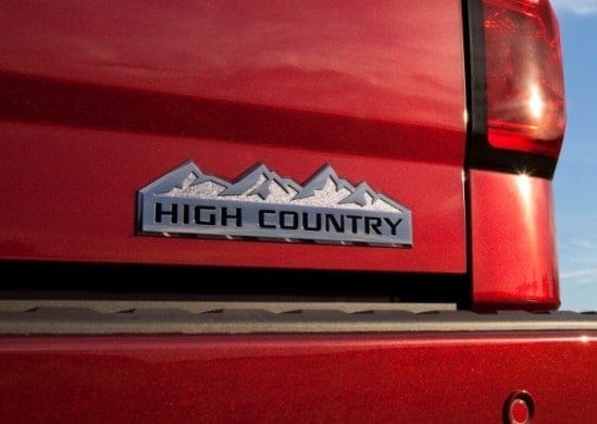 2014-chevrolet-silverado-high-country-tailgate-badge-600-001