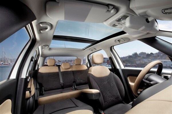 2014-fiat-500l-front-interior-seat-folded-600-001