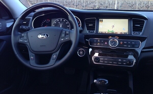 2014-kia-cadenza-cluster-600-001
