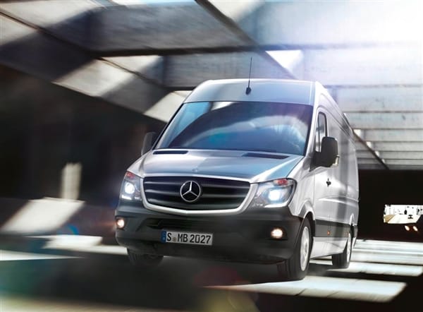 2014-m-b-sprinter-van-front-action-600-001