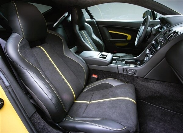 2015-aston-martin-v12-vantage-s-interior-detail2-600-001