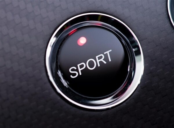 2015-aston-martin-v12-vantage-s-interior-detail5-600-001