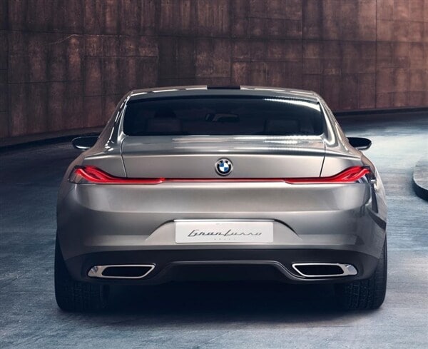 bmw-pininfarina-gran-lusso-tail-on-static-600-001