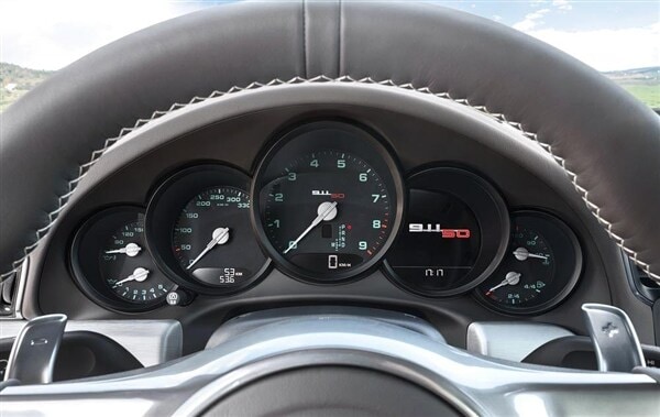 2013-porsche-911-50th-anniversary-edition-iinstrumnet-cluster-600-001