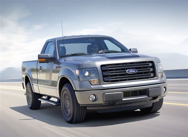 2014-ford-f150-tremor-front-action-600-001