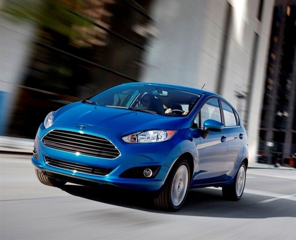 2014-ford-fiesta-5dr-front-action-600-001