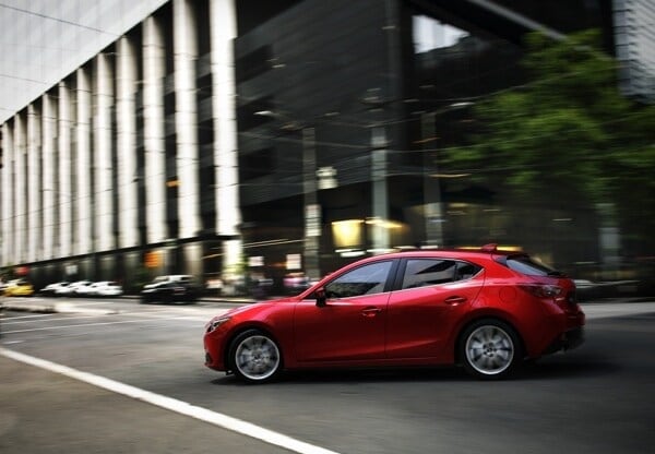 2014-mazda3-01-600-001