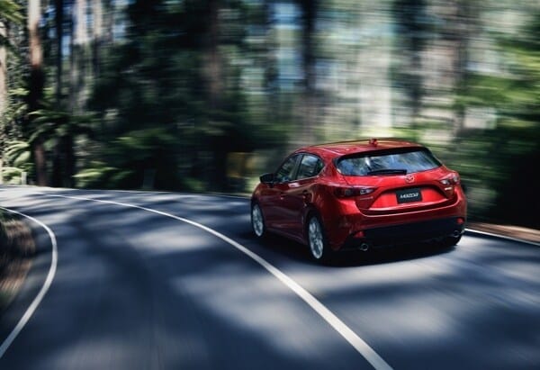2014-mazda3-12-600-001