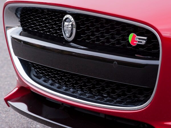 2014_jag_ftypes_059-600-001