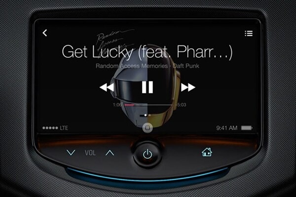 ios-in-car-screen1a-600-001