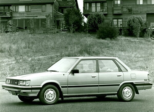 1983-toyota-camry-front-static-600-001