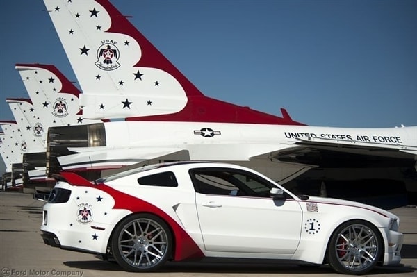 2014-ford-mustang-usaf-thunderbirds-edition-profile-static3-600-001