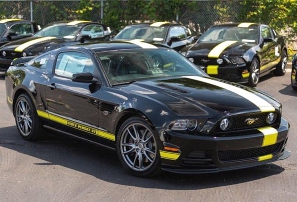 2014-hertz-penske-ford-mustang-gt-front-static2-600-001