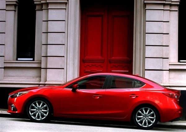 2014-mazda-mazda3-4d-static-profile-600-001