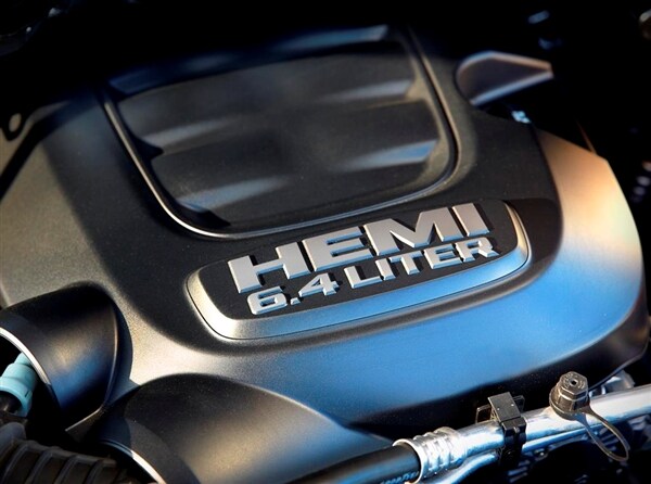 2014-ram-2500-64l-v8-in-truck-600-001