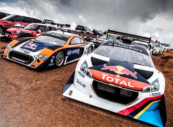 loeb-peugeot-pikes-peak-record4-600-001