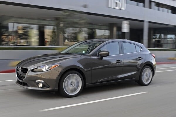 my14_mazda3_11-600-001