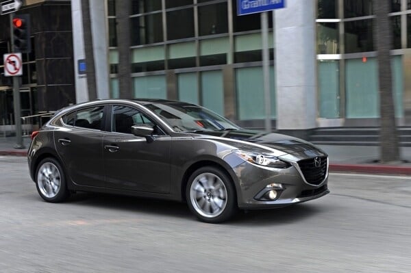my14_mazda3_13-600-001